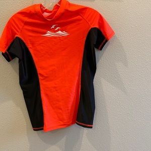Womens rash guard short sleeve size small